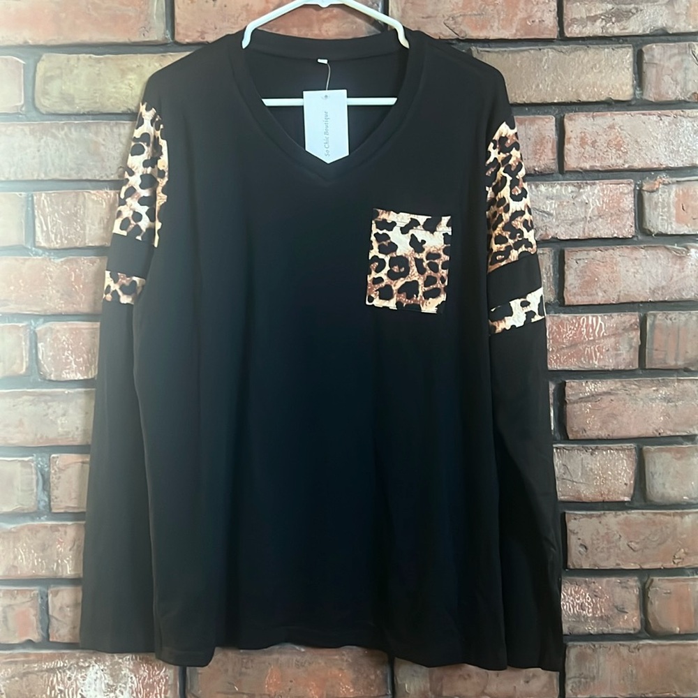 Long sleeve black and leopard top from So Chic Boutique Size XXL